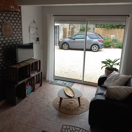 Chez Bea Bed & Breakfast Chatellerault Bagian luar foto