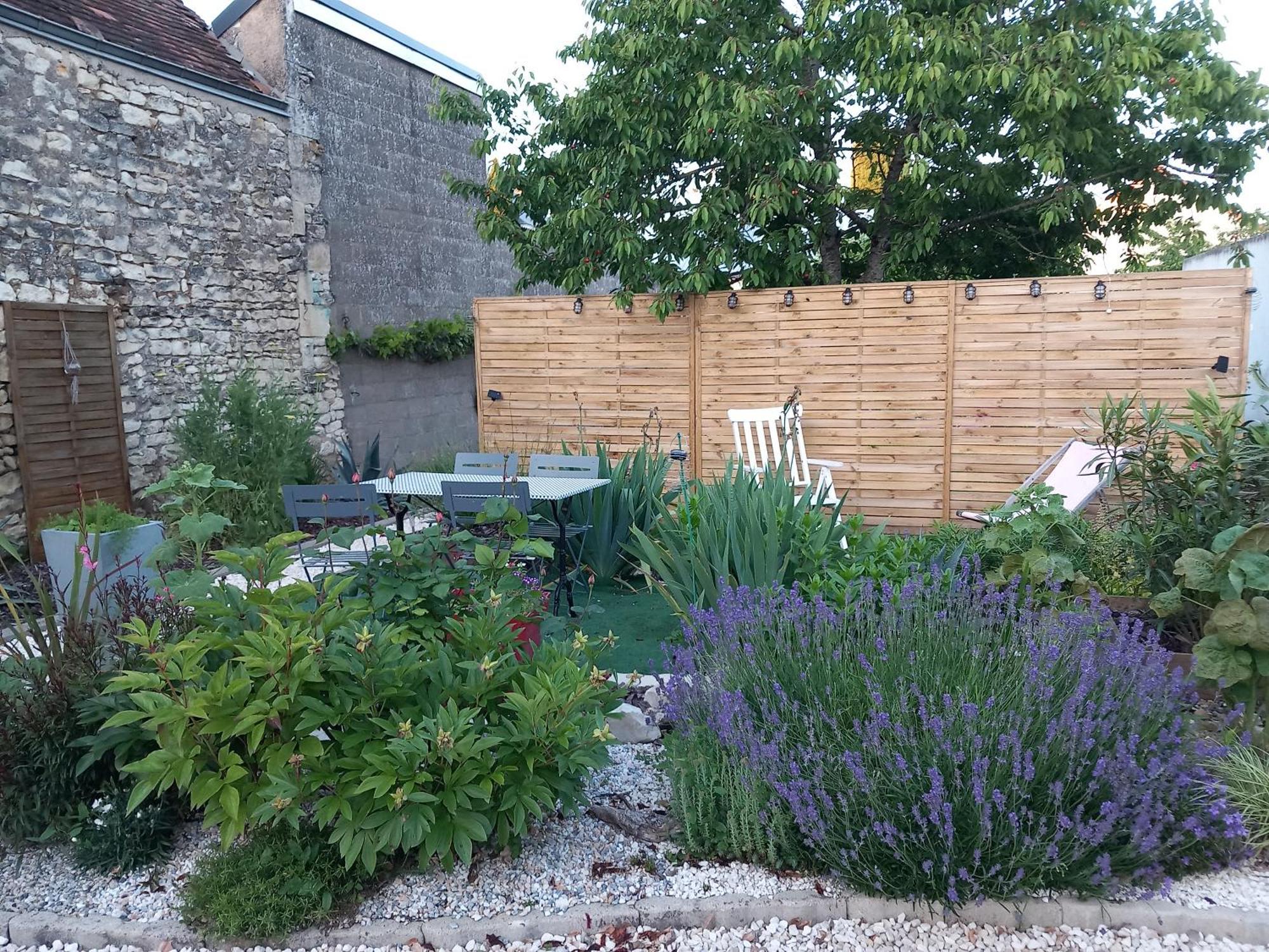 Chez Bea Bed & Breakfast Chatellerault Bagian luar foto